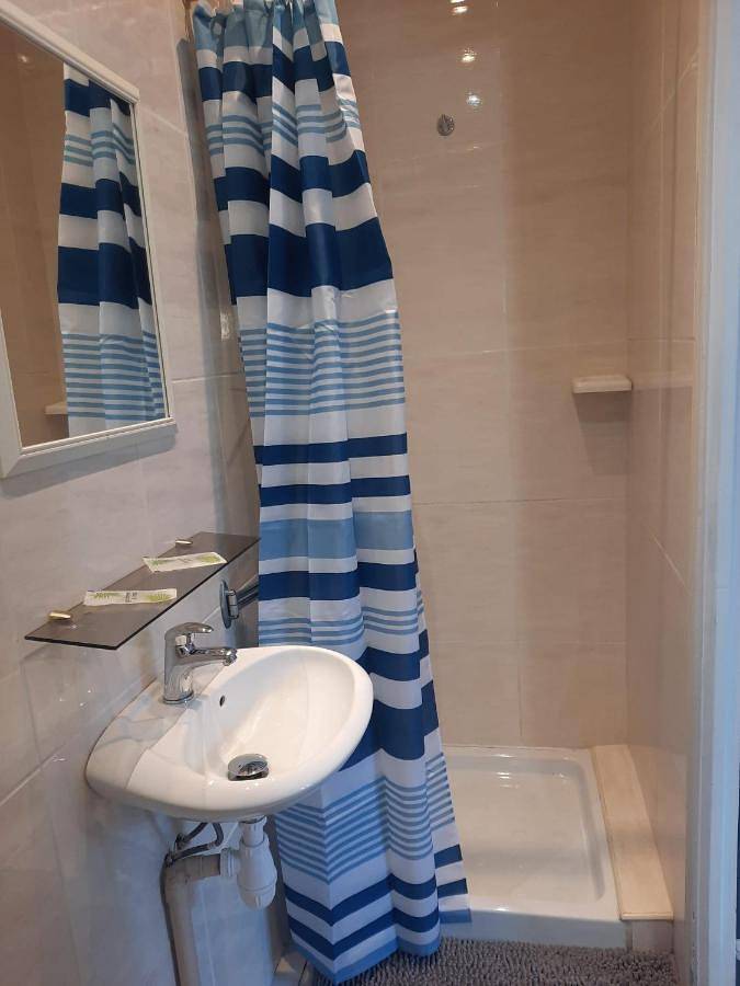 Hôtel pour 3 personnes à Boucoiran-et-Nozières - 4