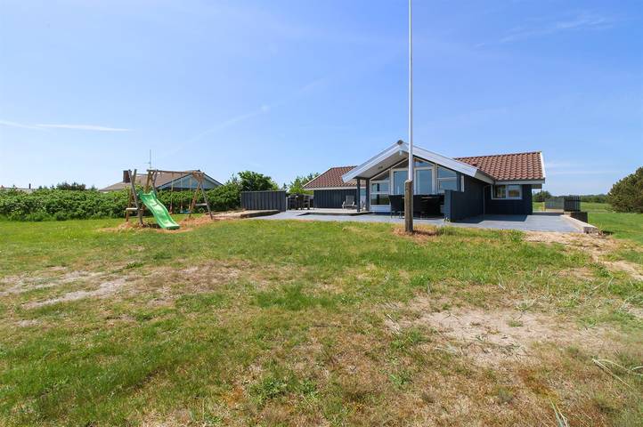 Nice home in Sæby w/ Wifi and 4 Bedrooms in Sæby, Nordostjütland