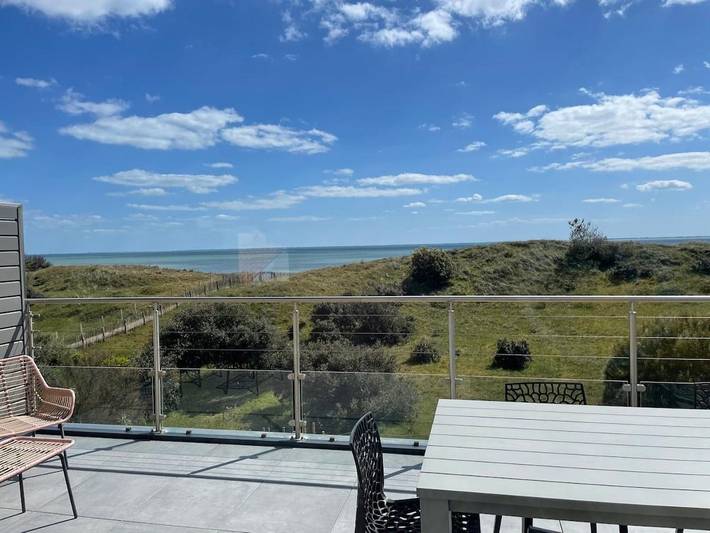 Location de vacances pour 7 personnes, avec Balcon et Terrasse ainsi que Jardin et Vue dans Plage du Phare (La Tranche-sur-Mer)