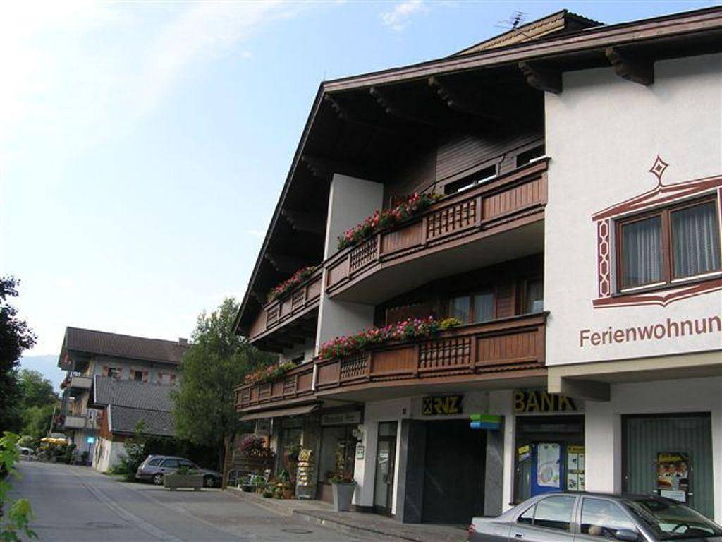 Ganze Ferienwohnung, Appartement 8 in Tuxer Alpen, Uderns