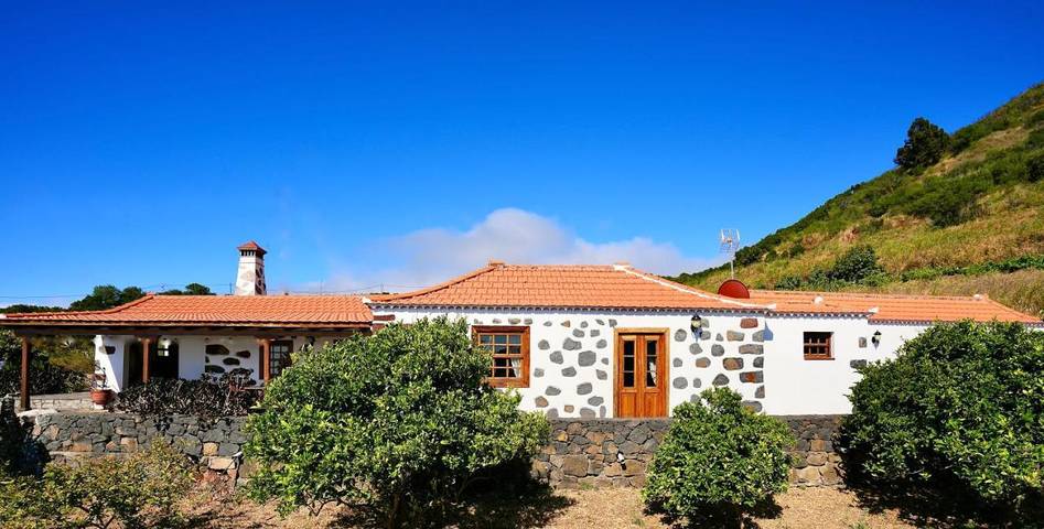 Casa de vacaciones para 6 personas, con vistas y jardín, Familias con niños en La Palma - 2