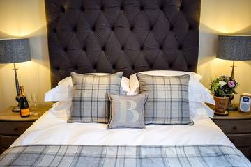 Log Cabin for 4 People in Loch Lomond, Argyll & Bute, Photo 2