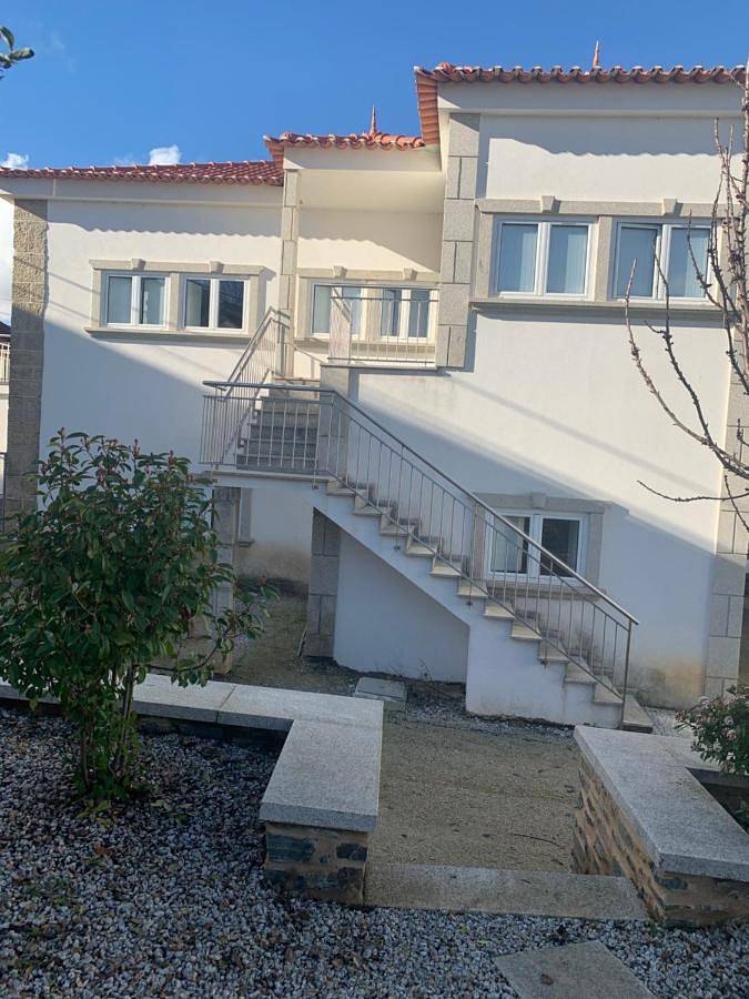 Gîte pour 2 personnes, avec jardin ainsi que vue et balcon dans Vinhais - 4