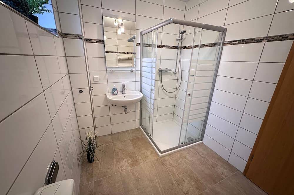 Entire apartment, Haus Ostseesprung - Apartment Victoria on the ground floor with terrace and shared garden - in Bad Doberan (City), Bad Doberan