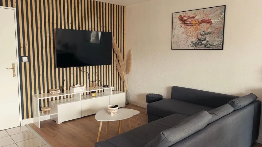 Apartamento de vacaciones para 6 personas, con balcón y piscina - 1