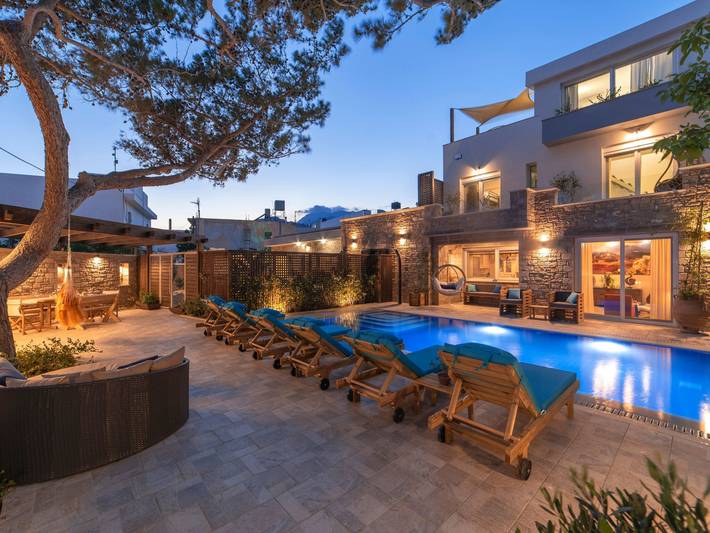 Casa de férias para 14 pessoas, com jardim e varanda em Creta