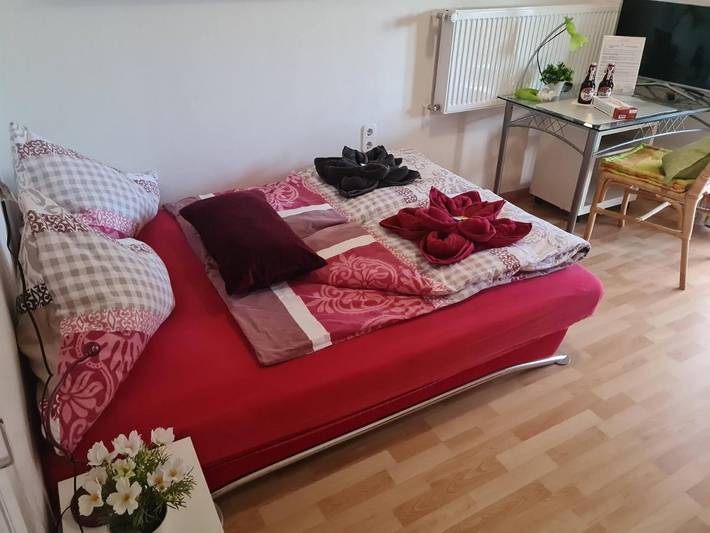Ferienwohnung für 2 Personen, mit Terrasse in Großostheim