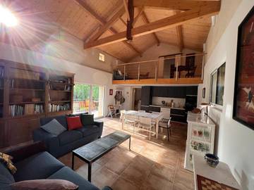 Gîte pour 6 personnes, avec jardin ainsi que piscine et vue, animaux acceptés à Saint-Michel-de-Montaigne