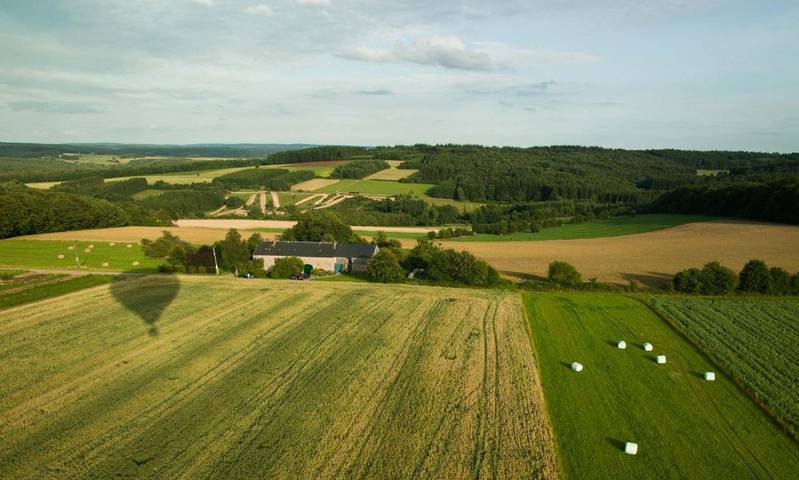 Location de vacances pour 8 personnes, avec vue et jardin à Daverdisse - 3