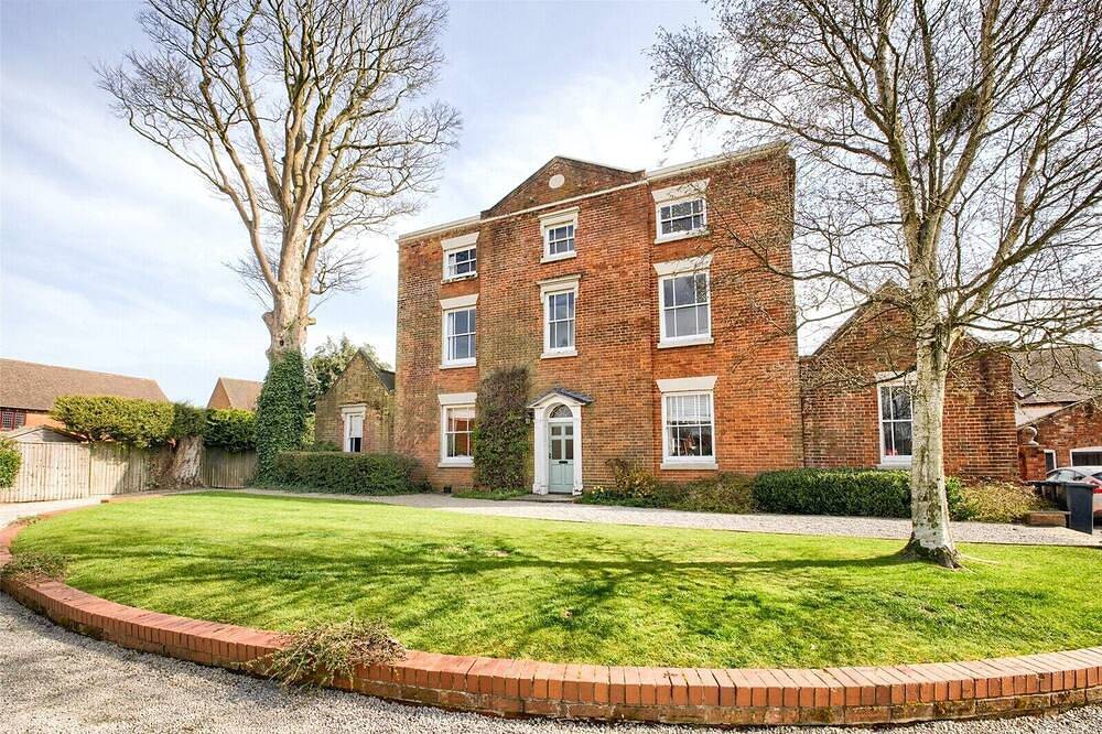 Apartment for 4 People in Solihull, Birmingham Area