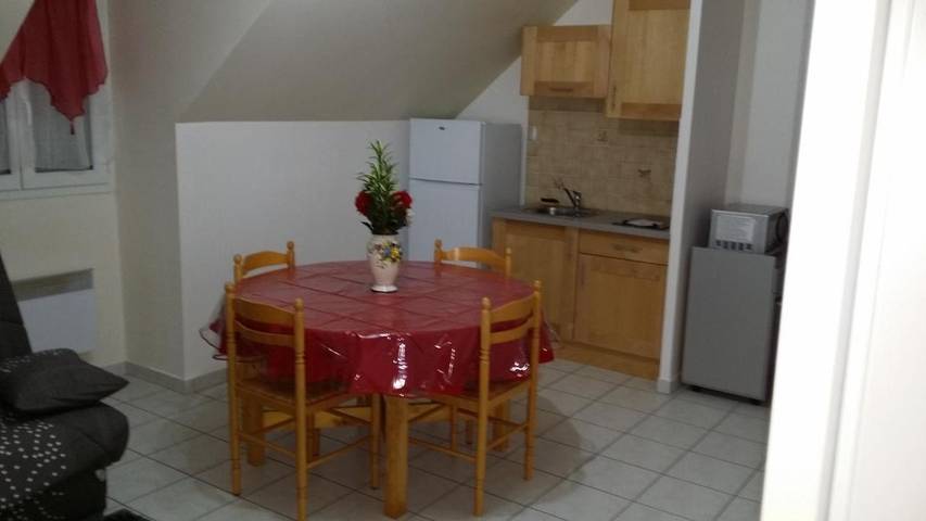 Gîte pour 4 personnes à Lèves