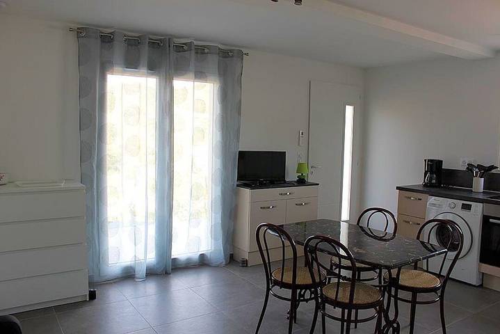Gîte pour 4 personnes, avec jardin et terrasse dans Porticcio - 2