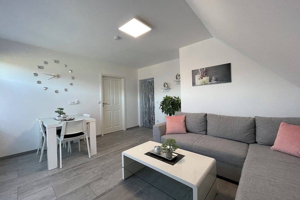 Ganze Wohnung, Moderne Wohnung nah am Cappenberger-See, 1-4 Gäste in Lünen, Ruhrgebiet