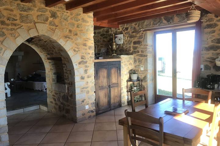 Location de vacances pour 6 personnes, avec Terrasse et Jardin à Neuf-Église