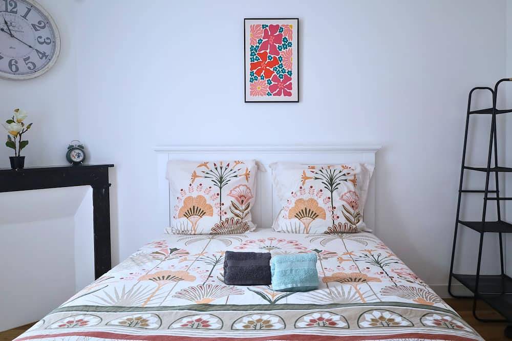 Appartement entier, Le Halo Secret • Calme, Parking, gare et centre ville 5 min- Disney 40 min in Coulommiers (Seine-et-Marne), Seine-et-Marne