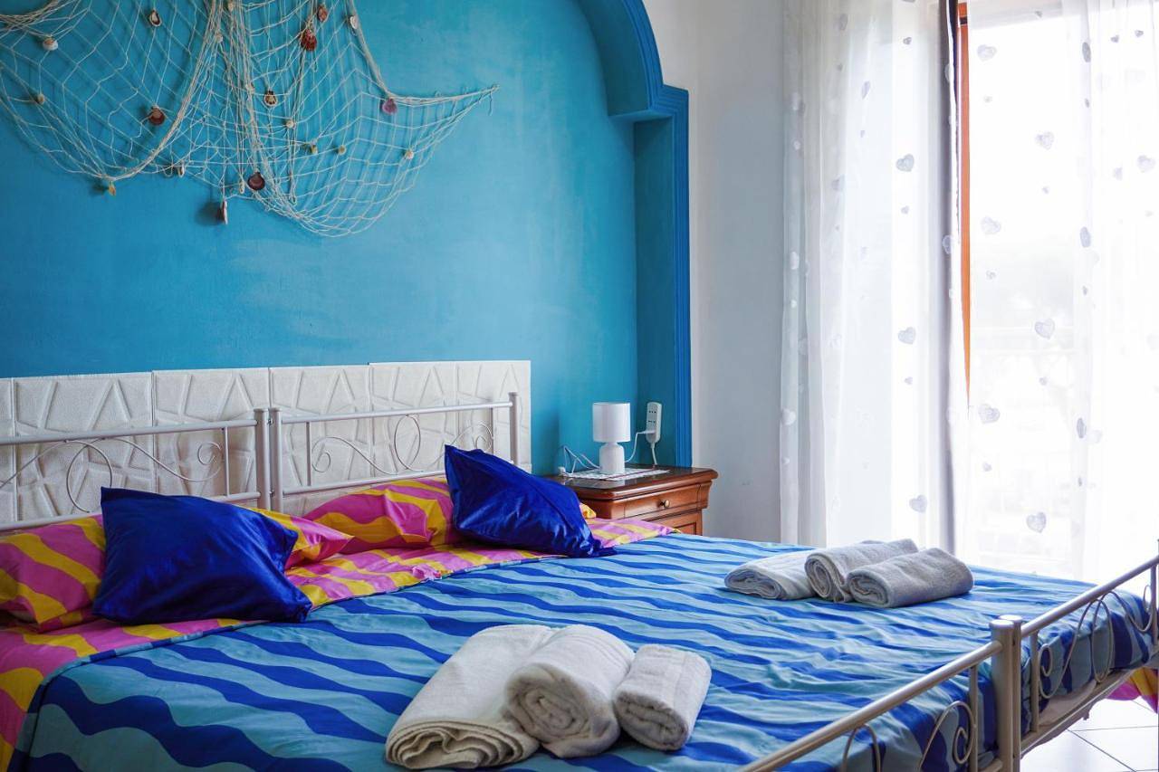 8 posti letto con parcheggio - La Flacca in Porto Salvo (Latina), Gaeta