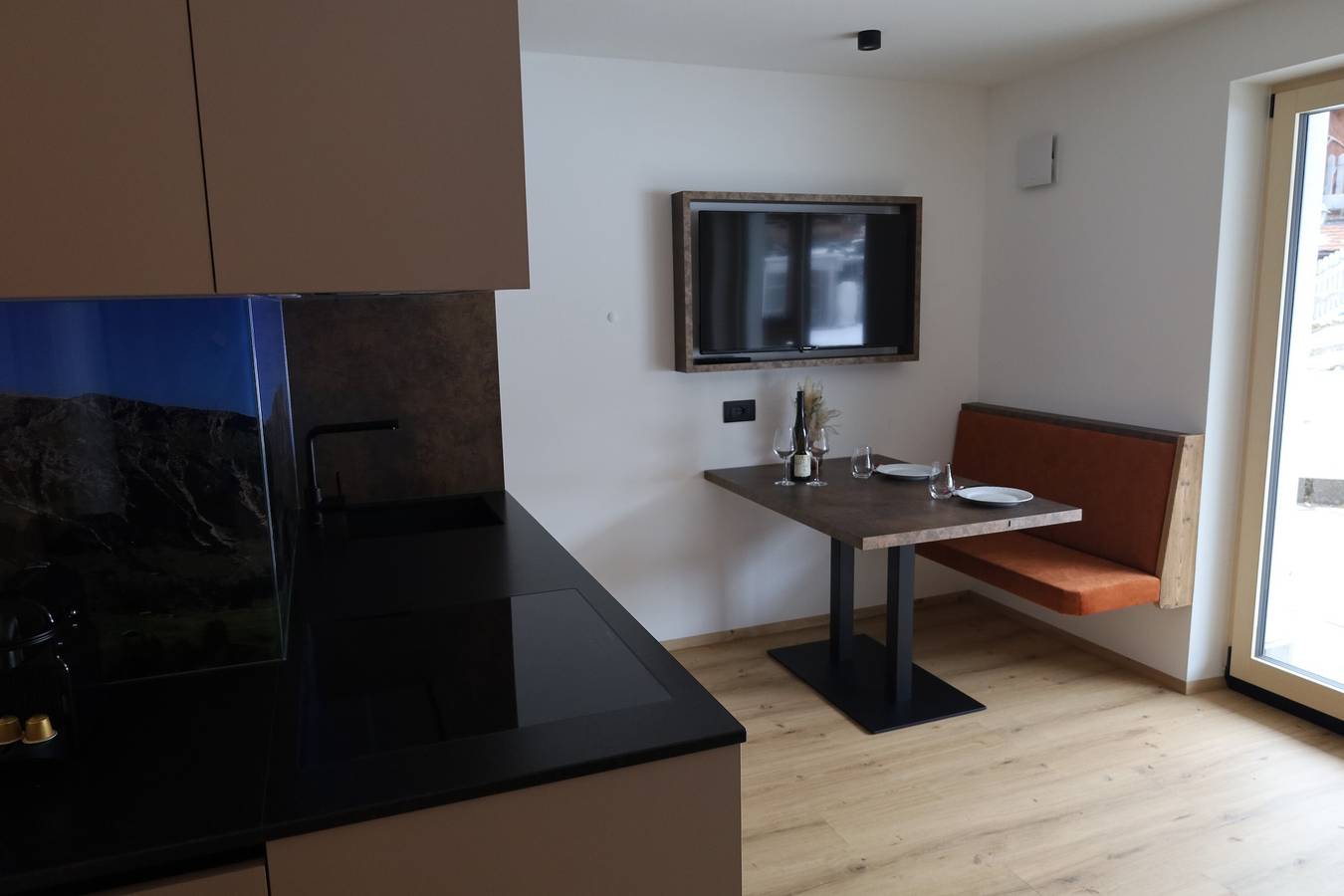 Entire apartment, Apartment 'Schlern' with Mountain View, Private Terrace and Wi-Fi in Passua, Kastelruth