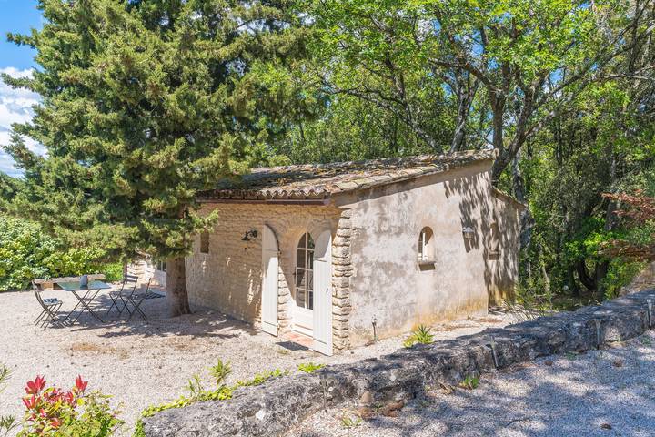 Vakantiehuis voor 3 personen, met tuin, kindvriendelijk in Luberon