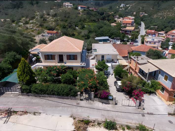 Habitación 'Casa Nuova Garden' con Balcón, Wi-Fi y Aire Acondicionado in Gaios, Paxoí