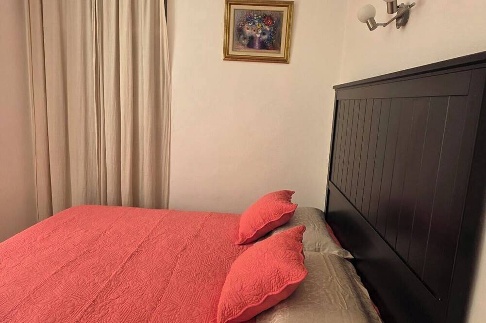 Entire apartment, Bright Seaside Apartment in Cala Millor | Beach Nearby in Cala Bona, Son Servera