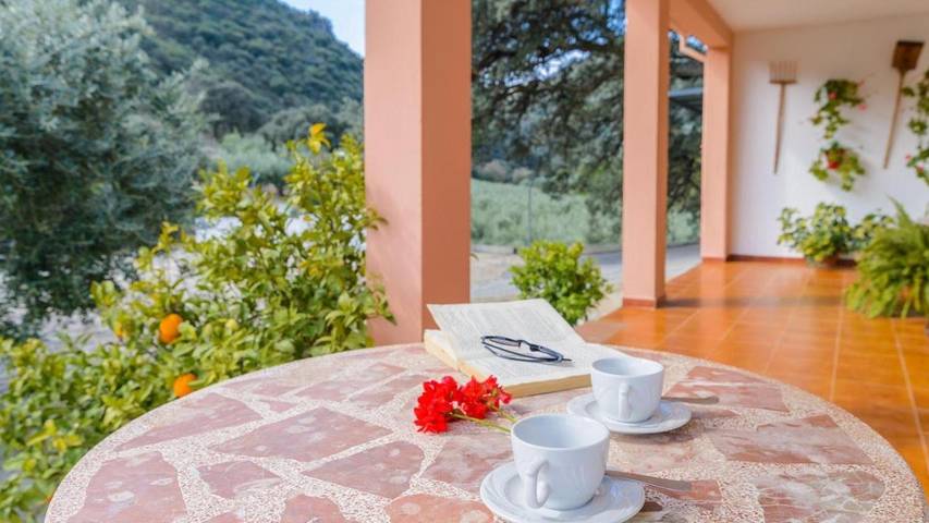 Casa de vacaciones para 13 personas, con jardín y piscina en Parque Natural Sierras Subbéticas - 4