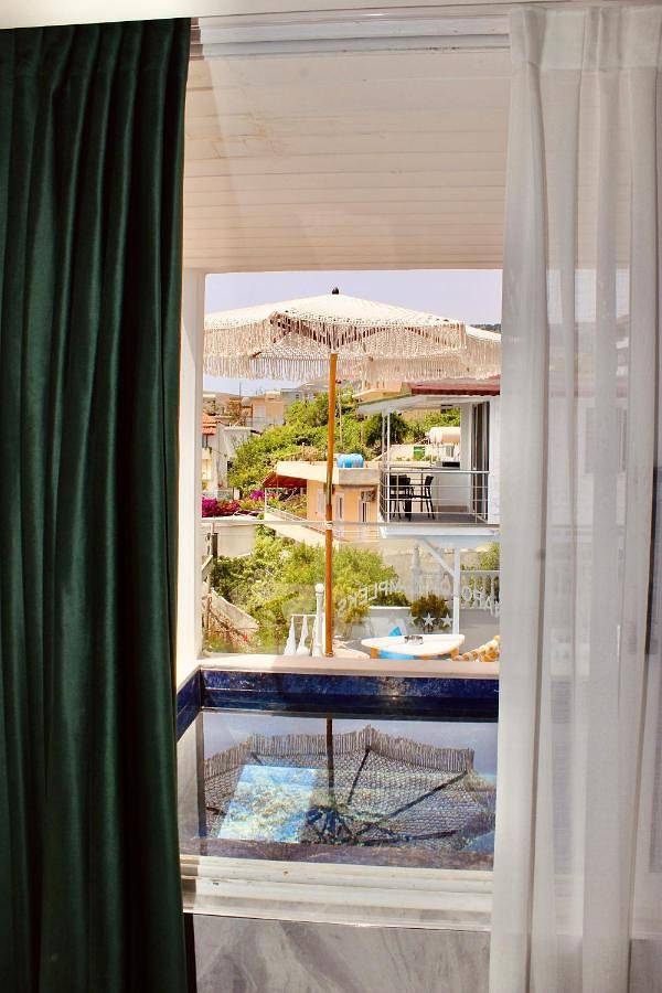 Hôtel pour 3 personnes, avec terrasse et piscine à Himarë - 4