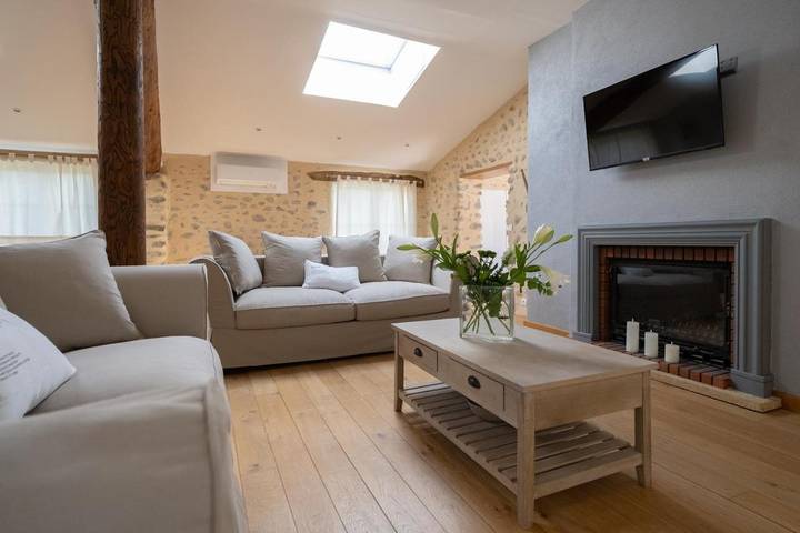 Gîte pour 4 personnes, avec jardin ainsi que vue et piscine, animaux acceptés à Les Mées - 4
