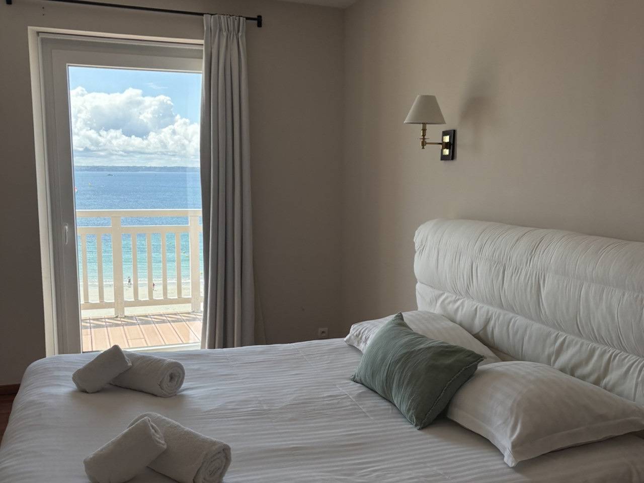 Entire apartment, Le Balcon de Tresmeur in Trébeurden, Pink Granite Coast