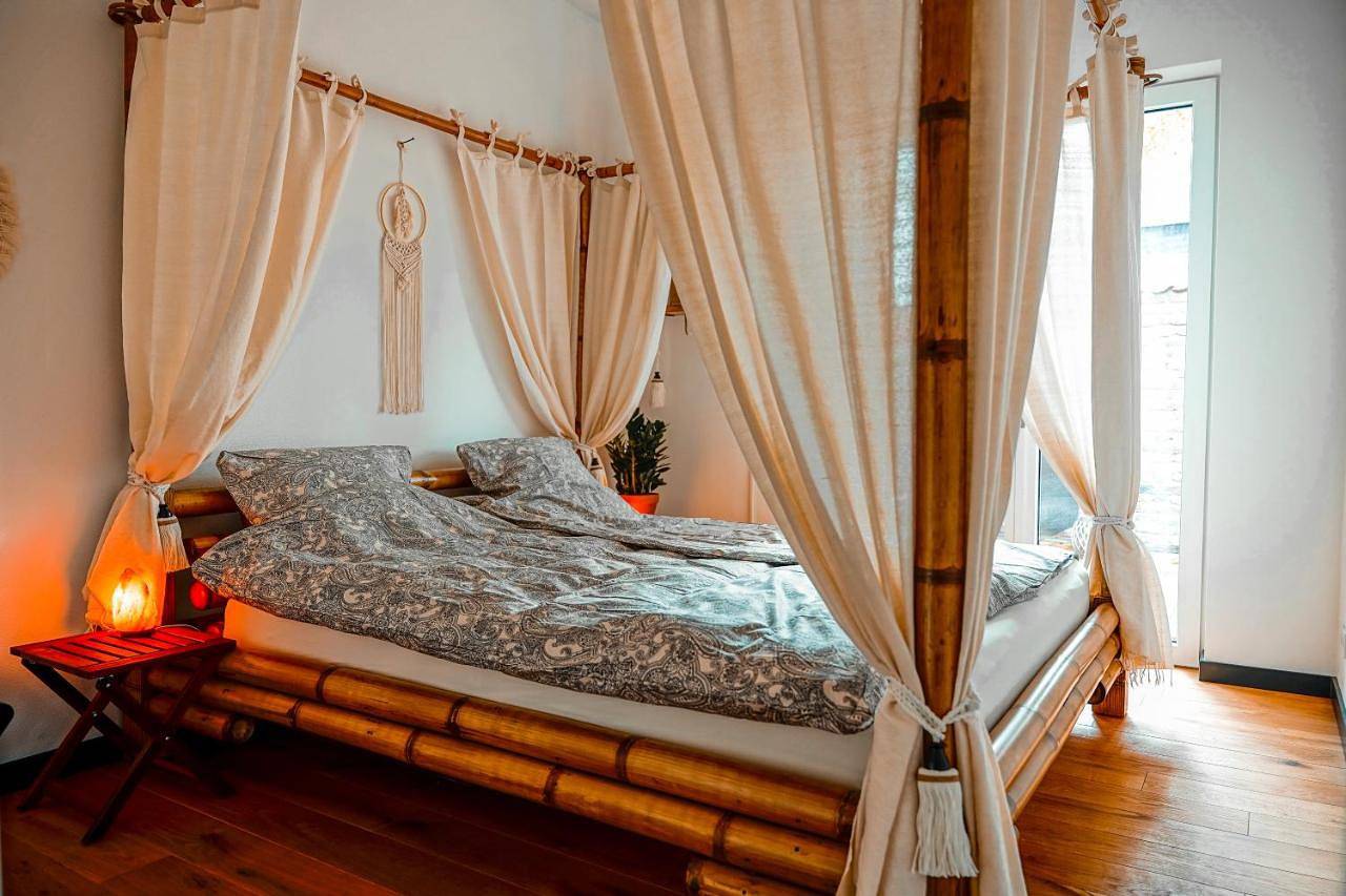 Ganze Ferienwohnung, Double Room with Shared Bathroom in Troisdorf, Rhein-Sieg-Kreis