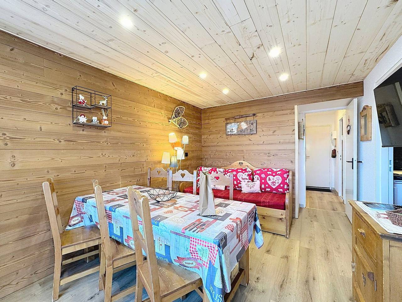 Apartamento entero, Apartamento renovado 2 piezas - 7 pers - Al pie de pistas in Le Corbier, Villarembert