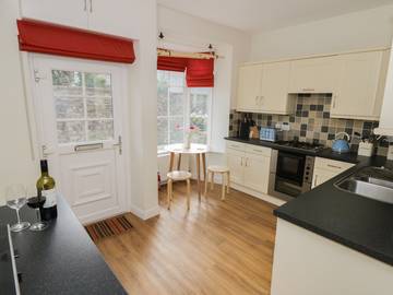 Log Cabin for 5 People in Skipton, North Yorkshire, Photo 4