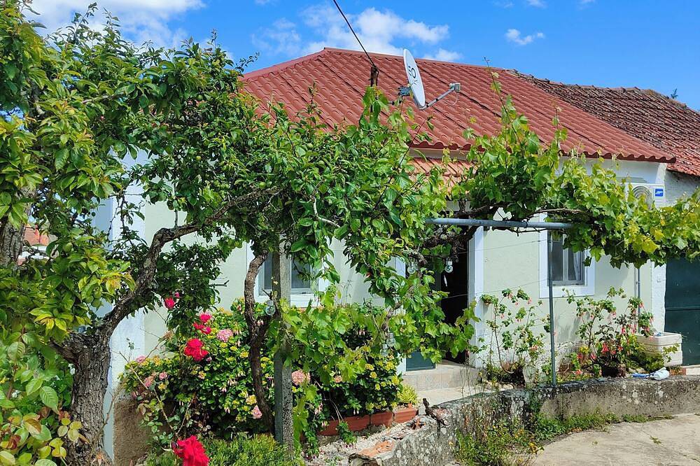 Como Em Casa: bed & Breakfast à Proximité de Fatima, Nazaré, Ourem, Tomar in Alburitel, Santarém Distrikt