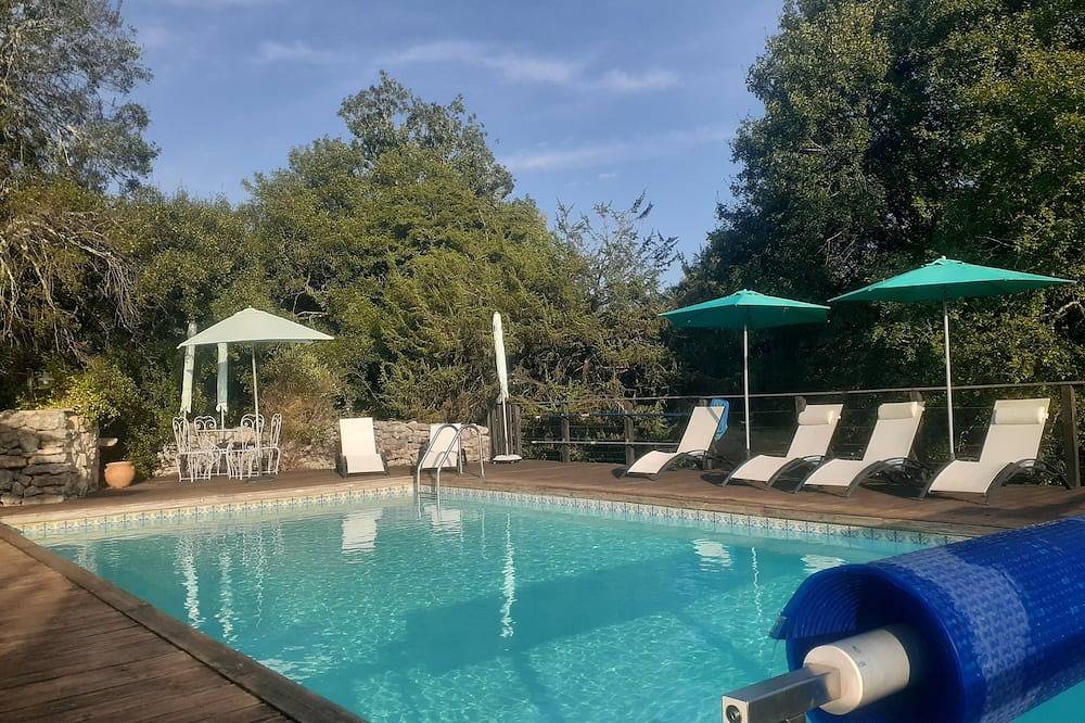 Gite 10 personnes au Coeur du Quercy avec piscine chauffée in Marcilhac-sur-Célé, Quercy