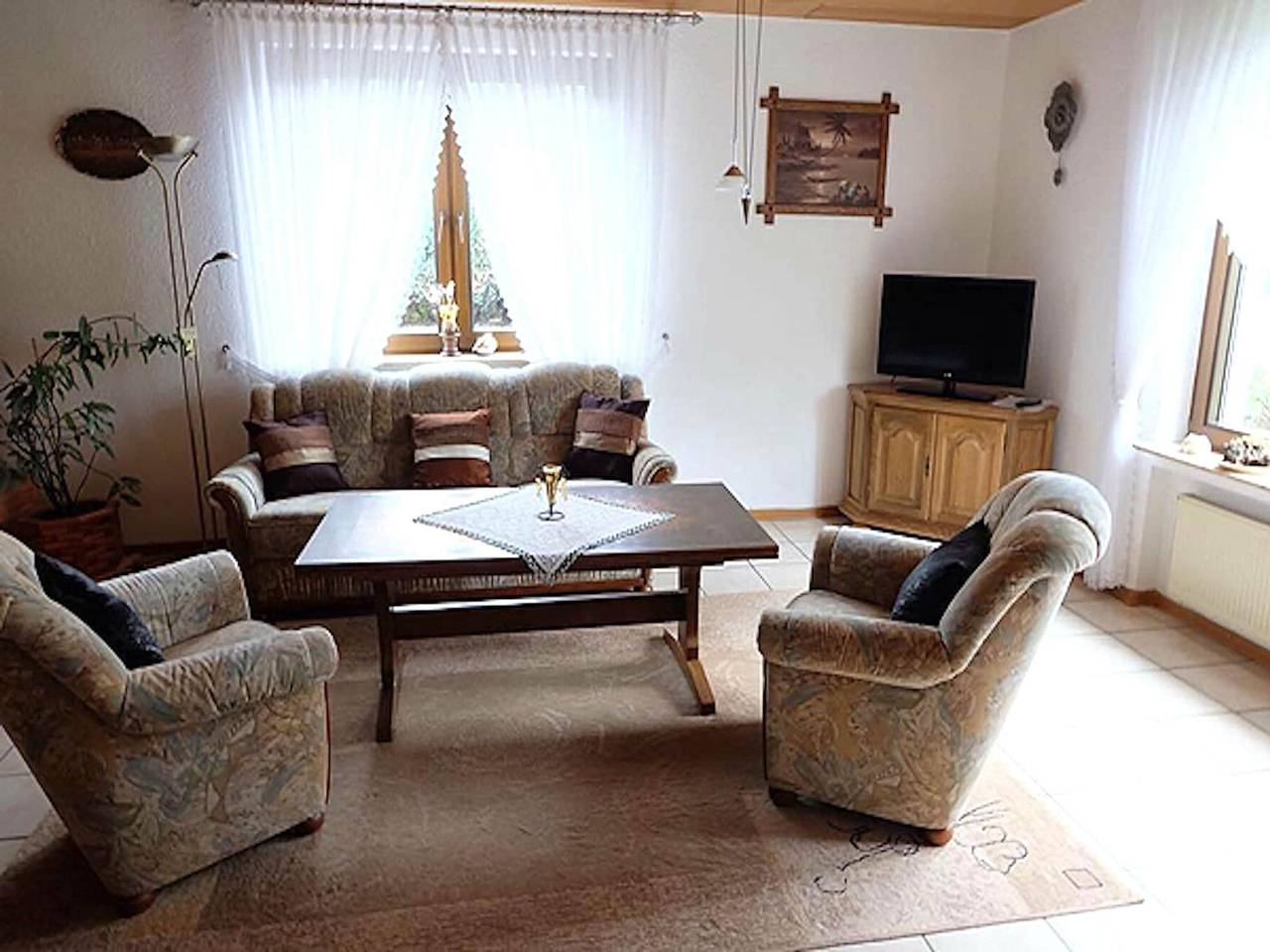 Ganze Wohnung, Nice holiday apartment in Oberstadtfeld with garden in Oberstadtfeld, Vulkaneifel