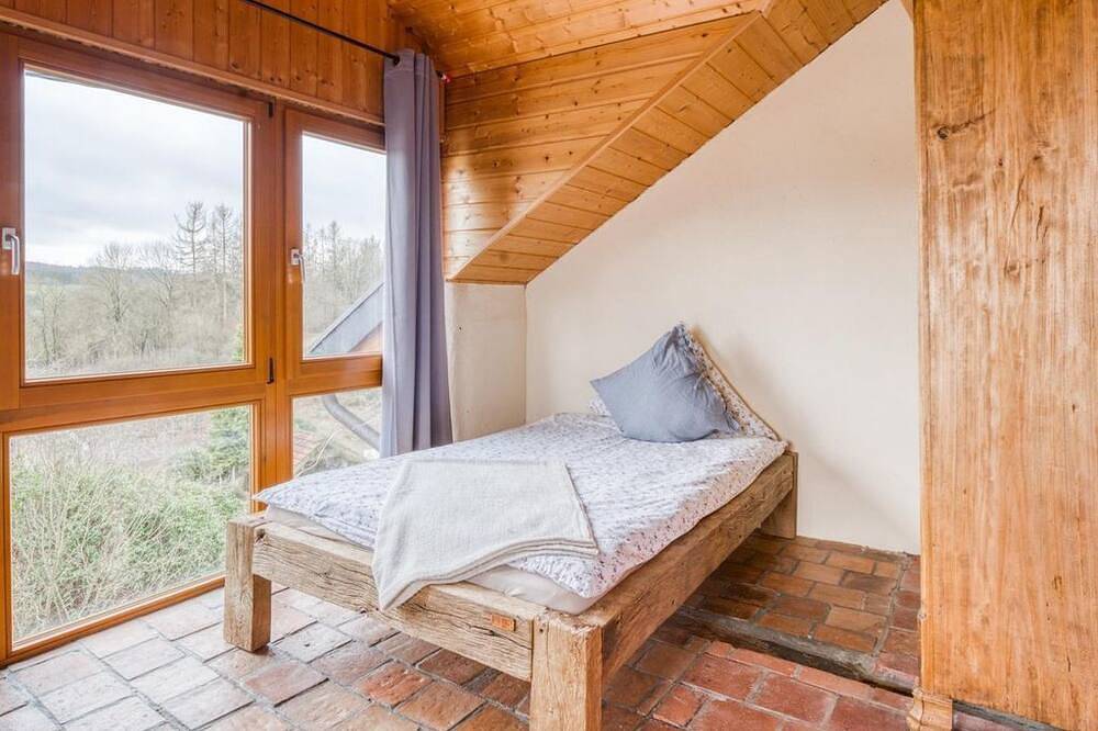 Fewo Kornspeicher (7-Bettwohnung) - Ferienwohnungen Lindenhof in Altenkirchen (Westerwald), Altenkirchen & Umgebung