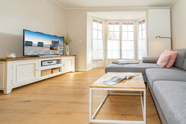 Ganze Wohnung, Ferienhausteil für bis 4 Personen mit Garten. - Nur 350 Meter bis zum Strand! in Westerland, Sylt (Gemeinde)