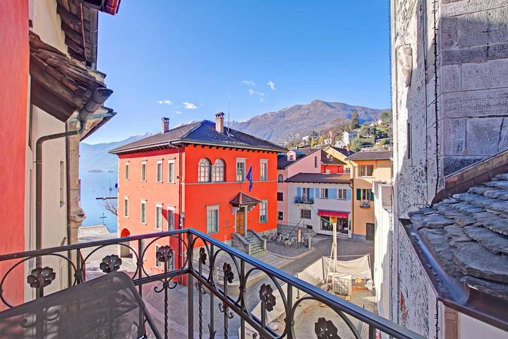 Apartamento entero, Corte di Ascona 4 with Balconies for 8 in Ascona, Alpes Ticineses y del Verbano