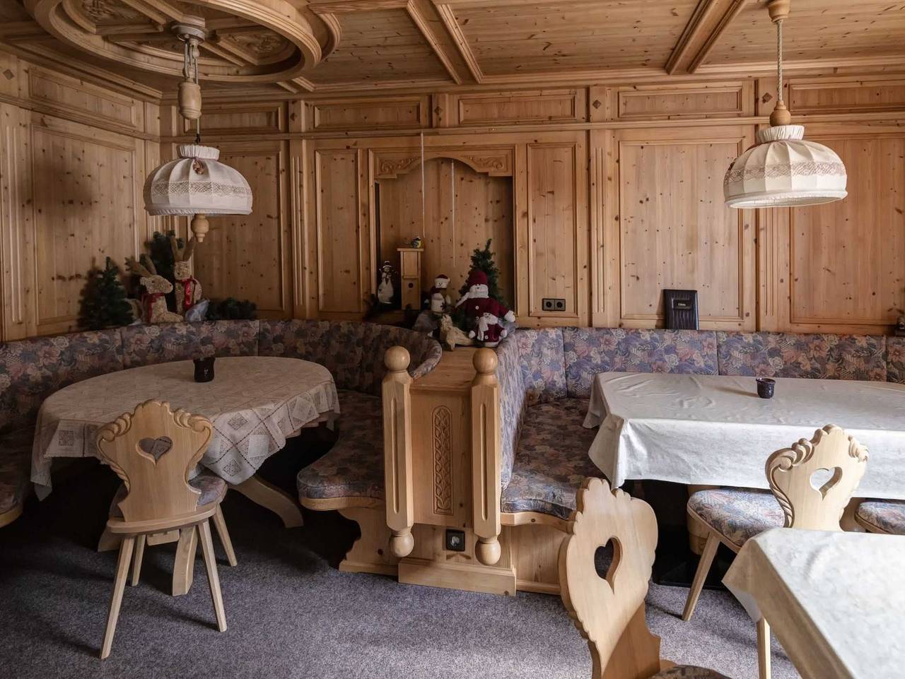 Ganze Ferienwohnung, Haus Hahnenkamm - Ferienhaus Karoline 1 in Nesselwängle, Außerfern