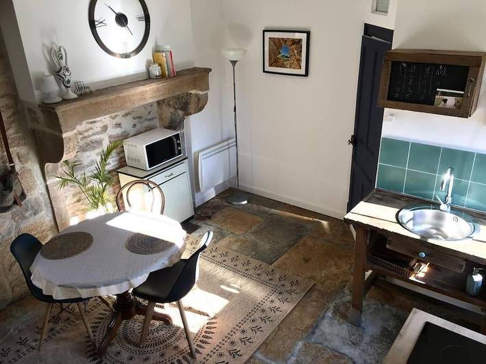 Location de vacances pour 2 personnes, avec vue et jardin à Couchey - 2