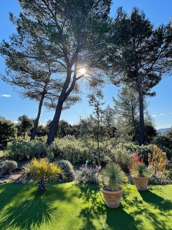 Chambre d’hôte pour 2 personnes, avec jacuzzi ainsi que piscine et jardin dans le Var - 4