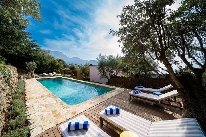 Casa rural para 7 personas, con Terraza y Jardín además de Piscina y Vistas en Deyá