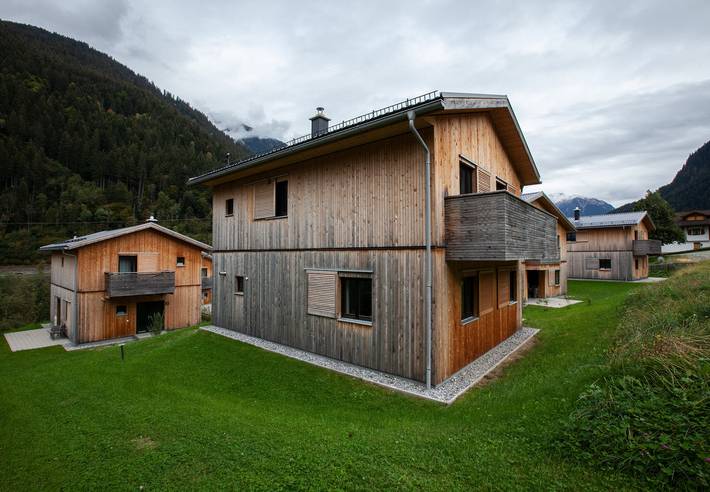 Vakantiehuis voor 8 personen, with Balkon and Terras as well as Tuin and Sauna in Montafon