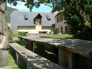 Cottage pour 2 personnes, avec jardin dans Lac de Génos-Loudenvielle