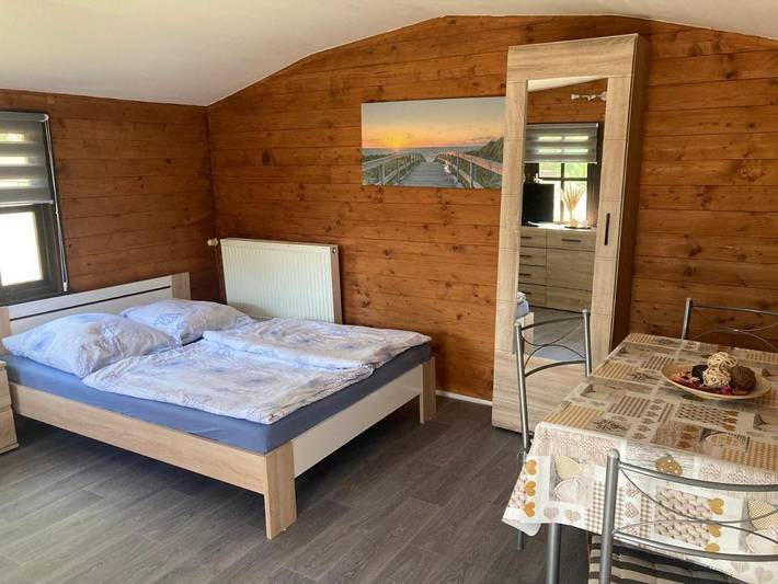 Ferienwohnung für 2 Personen, mit Terrasse und Garten sowie Ausblick in Ahrenshagen-Daskow - 4
