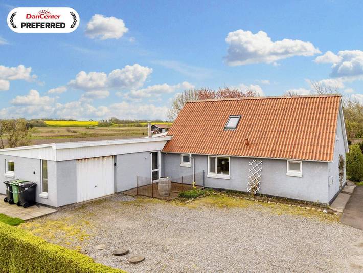 Ferienhaus für 9 Personen, mit Balkon/Terrasse, mit Haustier in Jegindø