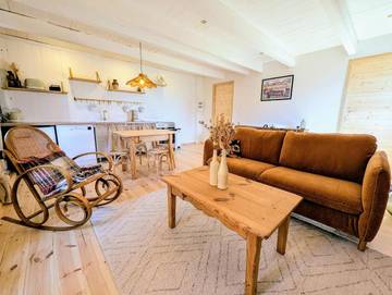 Gîte pour 4 personnes, avec jardin à Mazet-Saint-Voy