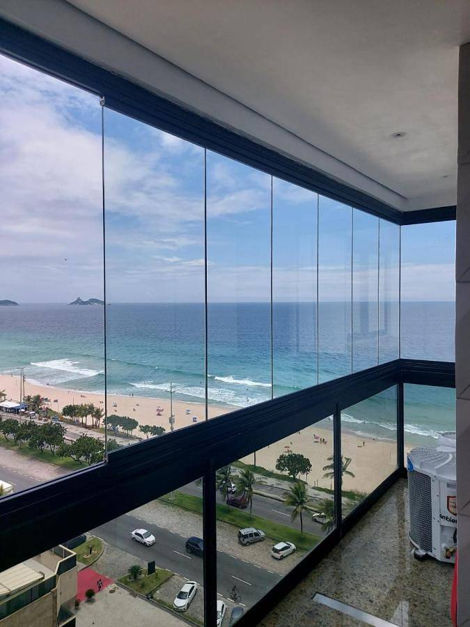 Casas e apartamentos de temporada para 4 pessoas, com vista e jardim e ainda sauna and piscina, com animais de estimação na Barra da Tijuca