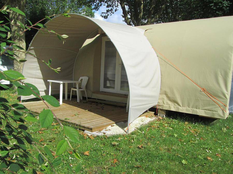 Camping Val de Boutonne - Bungalow de lona 4 personas - Coco Sweet sin instalaciones sanitarias in Saint-Jean-d'Angély, Saint-Jean-d'Angély region