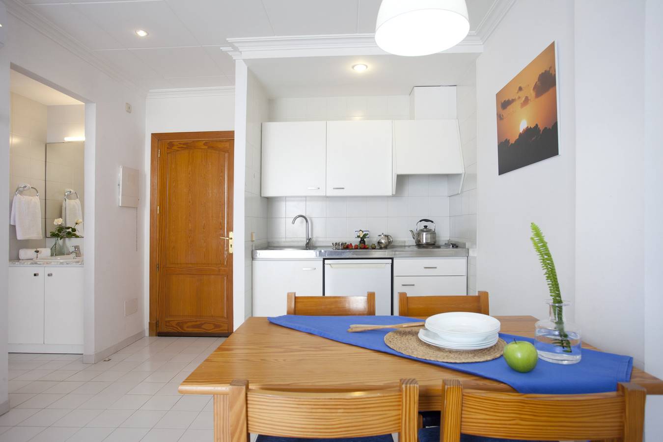 Ganze Wohnung, Ferienwohnung 'Apartamento Estándar' mit Balkon, Wlan und Klimaanlage in Playa d'es Port, Ses Salines