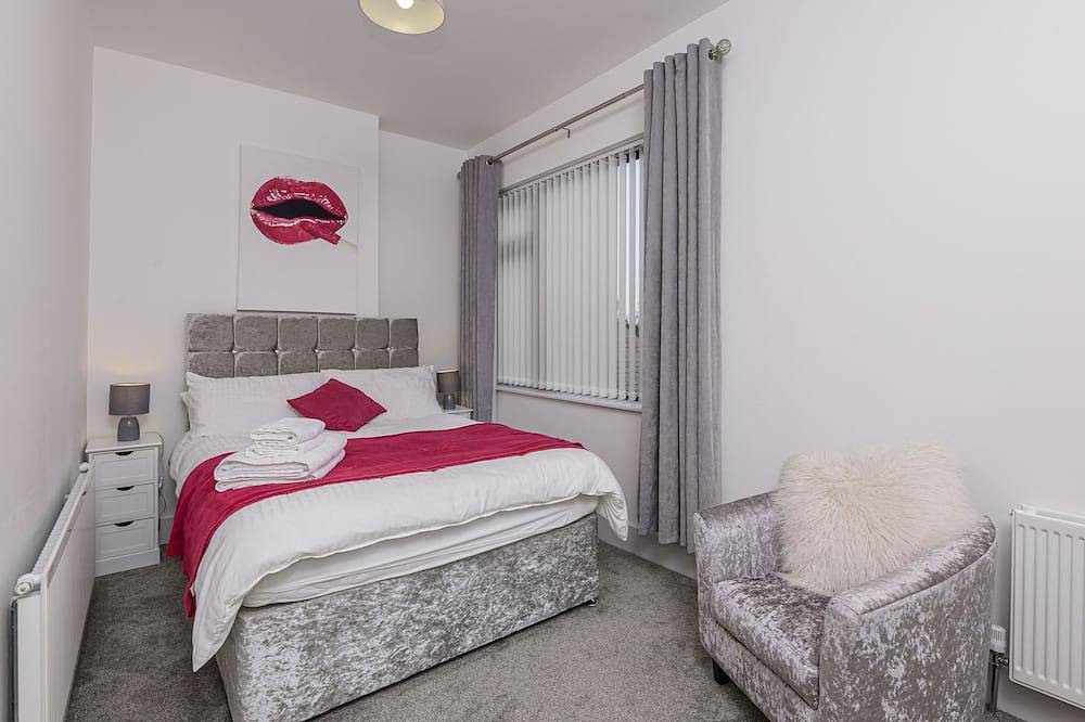 Geräumiges Luxushaus. In der Nähe der Stadt. Firmen willkommen. Neue Off-Peak-Preise in Belfast, Grafschaft Down